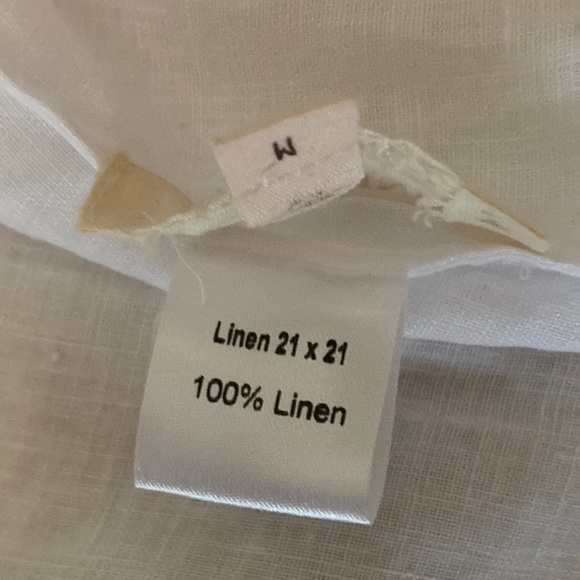 Chasing Unicorns✨ Not Alone Anymore Linen Cutwork Blouse sz M - Picture 15 of 17